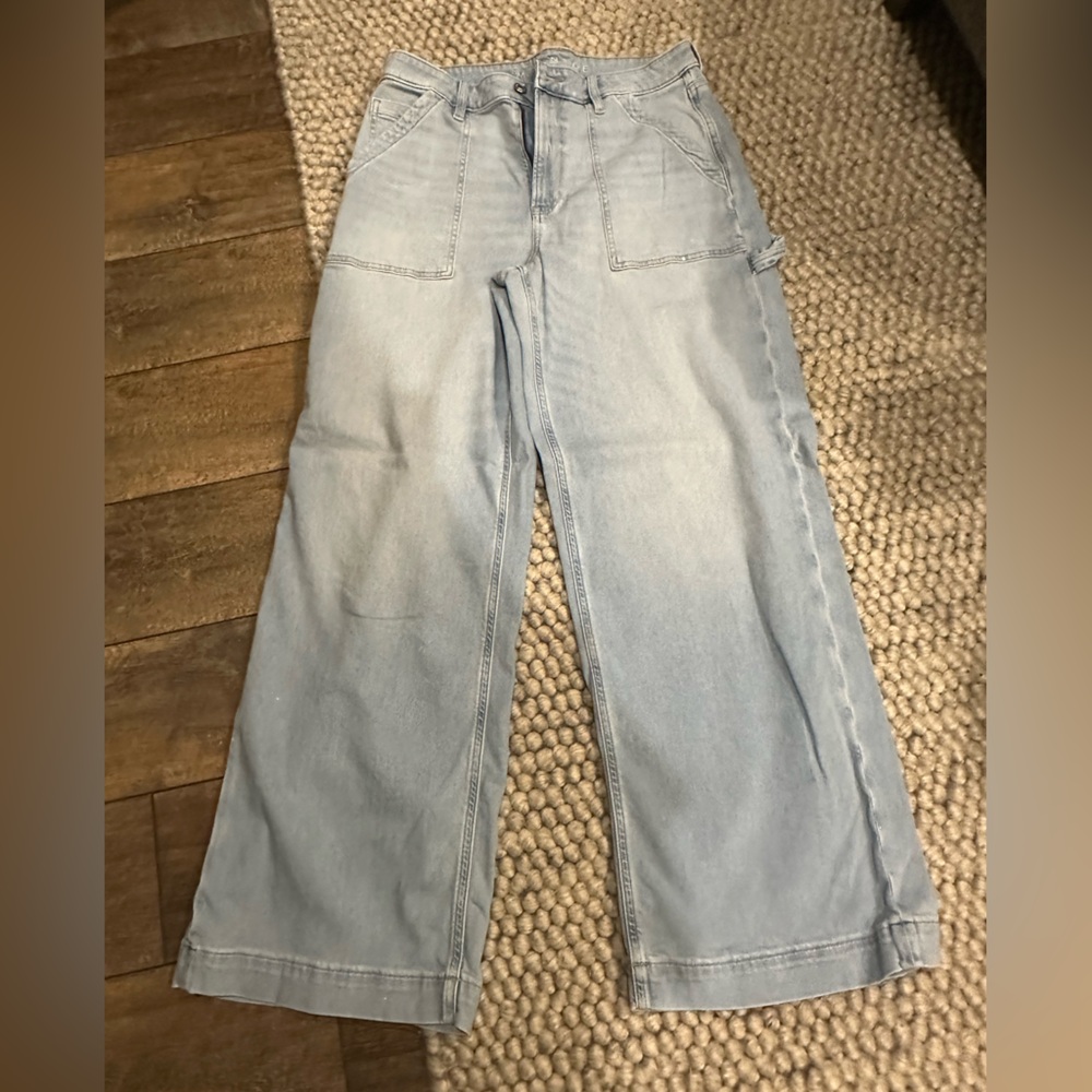 Light Blue Wide-Leg Women's Jeans